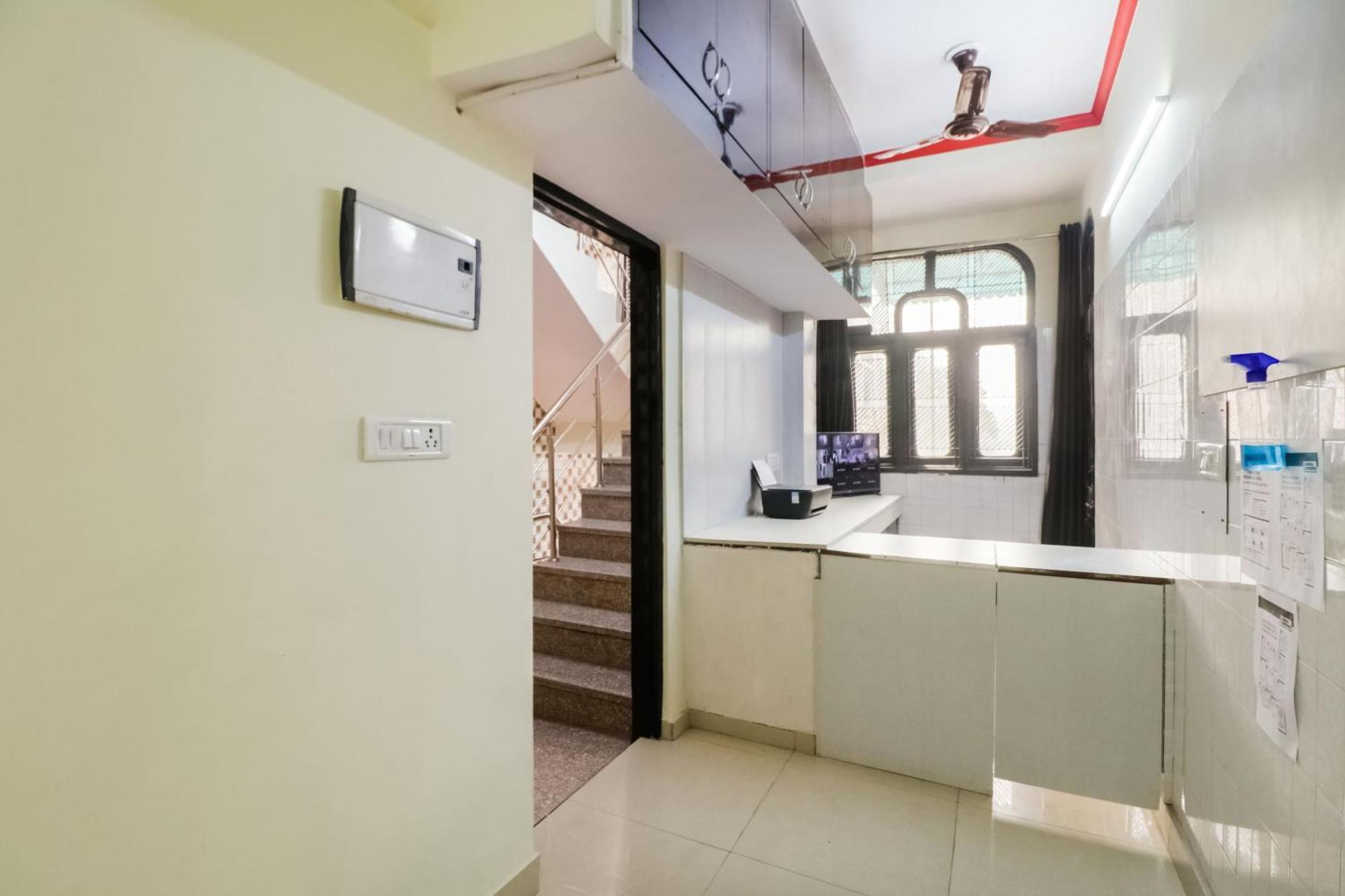 Hotel Golden Bridge Nuova Delhi Esterno foto