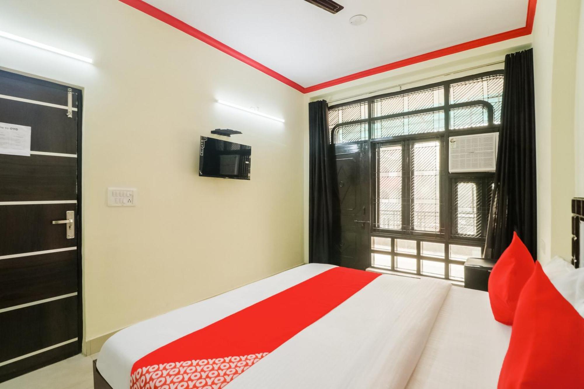 Hotel Golden Bridge Nuova Delhi Esterno foto