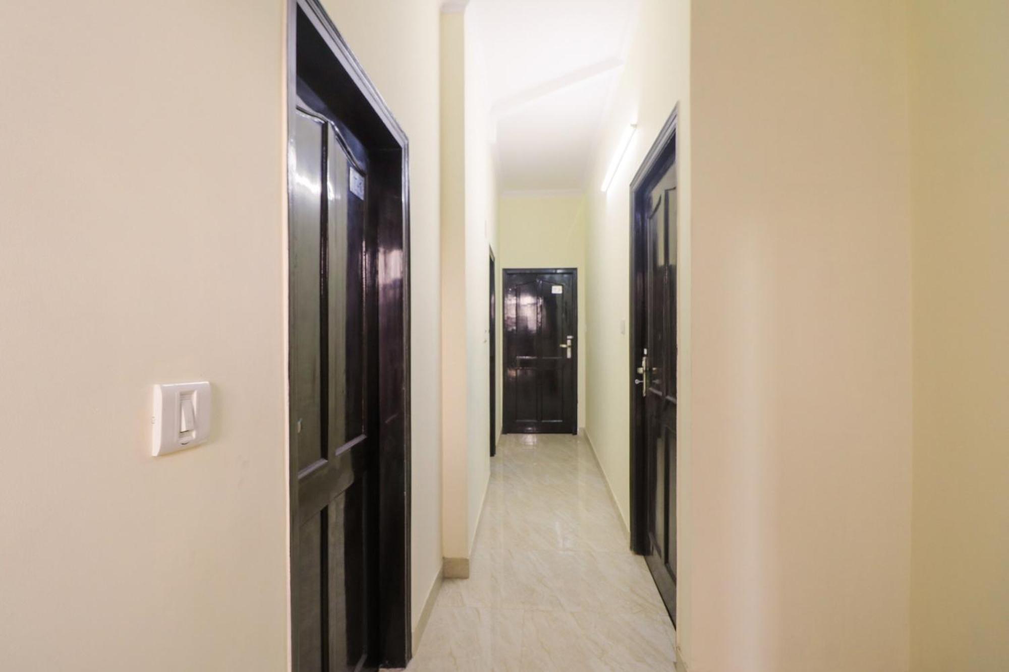 Hotel Golden Bridge Nuova Delhi Esterno foto